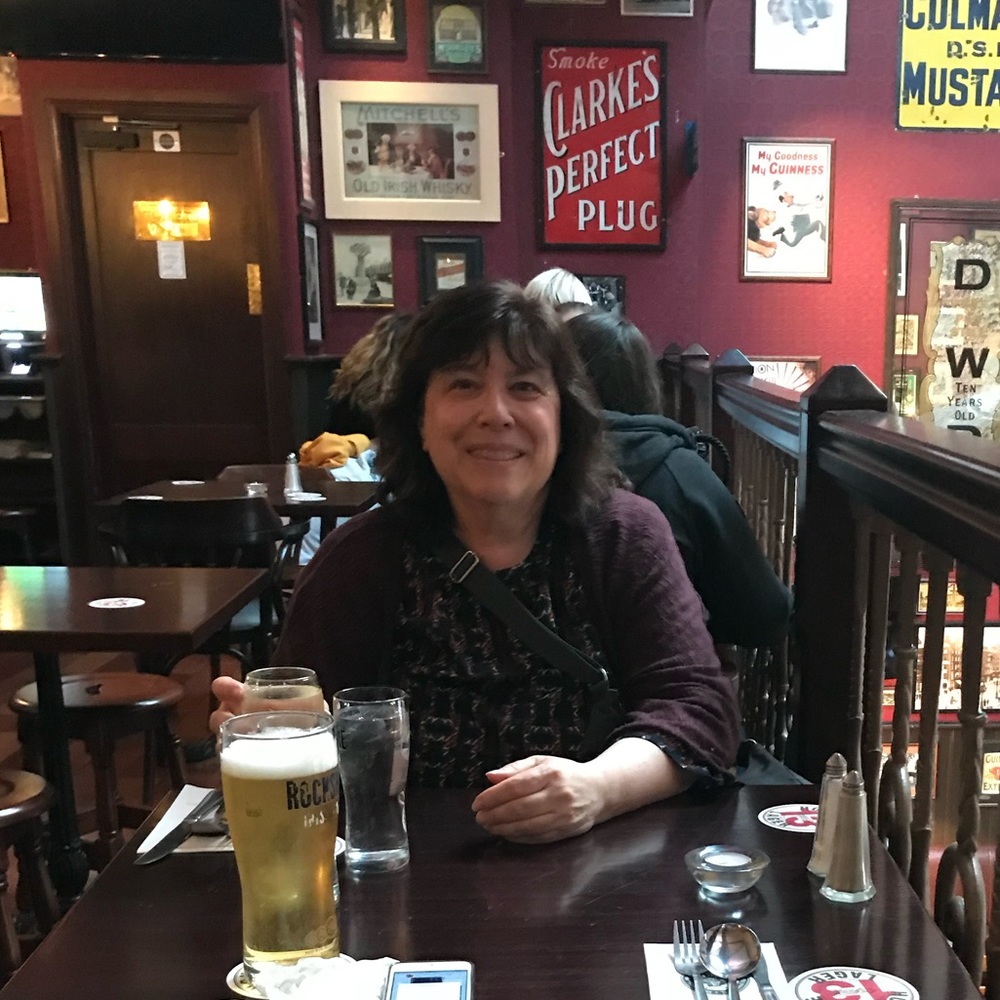 Meet your Posher, Laura